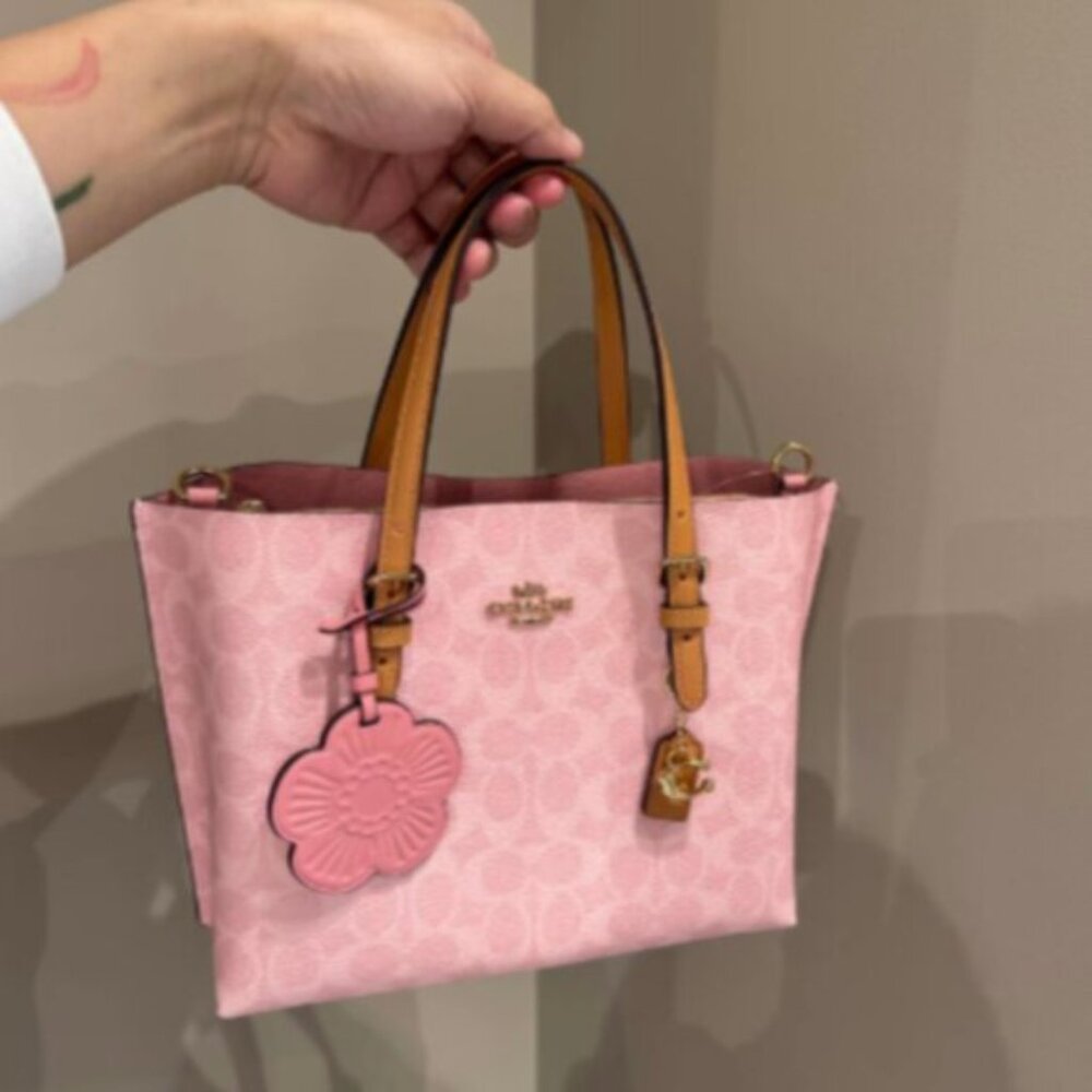 Coach Mollie Tote Bag 25 In Signature Canvas With Charms Gold/Powder Pink CER24 - Picture 2 of 5